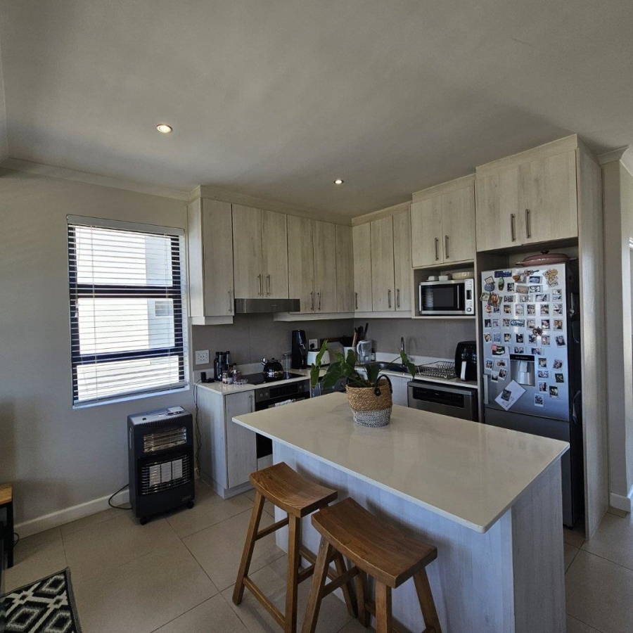 To Let 2 Bedroom Property for Rent in Croydon Western Cape